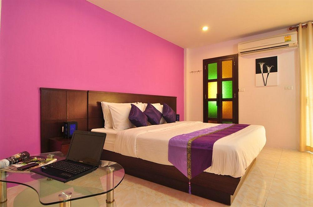 Islanda Boutique Hotel Patong Екстериор снимка