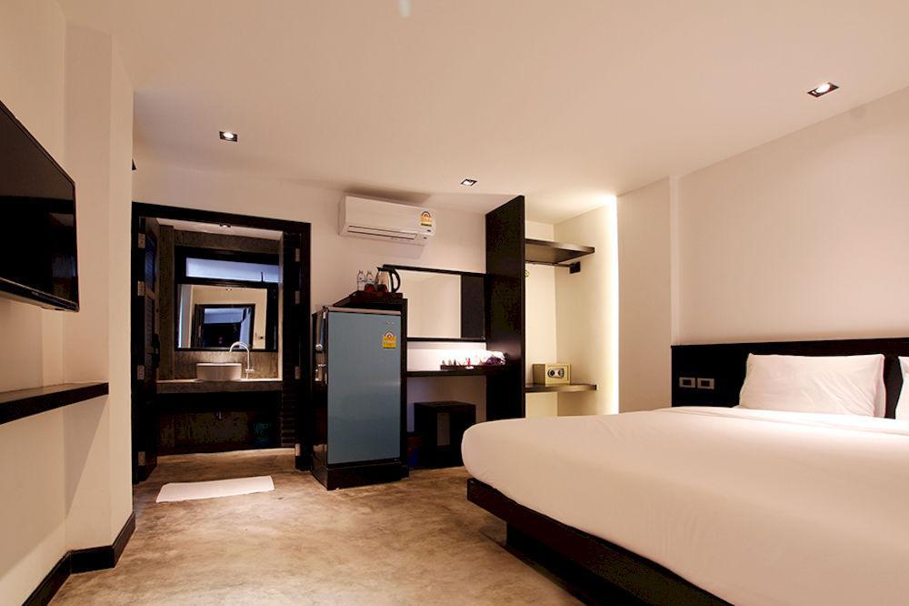 Islanda Boutique Hotel Patong Екстериор снимка