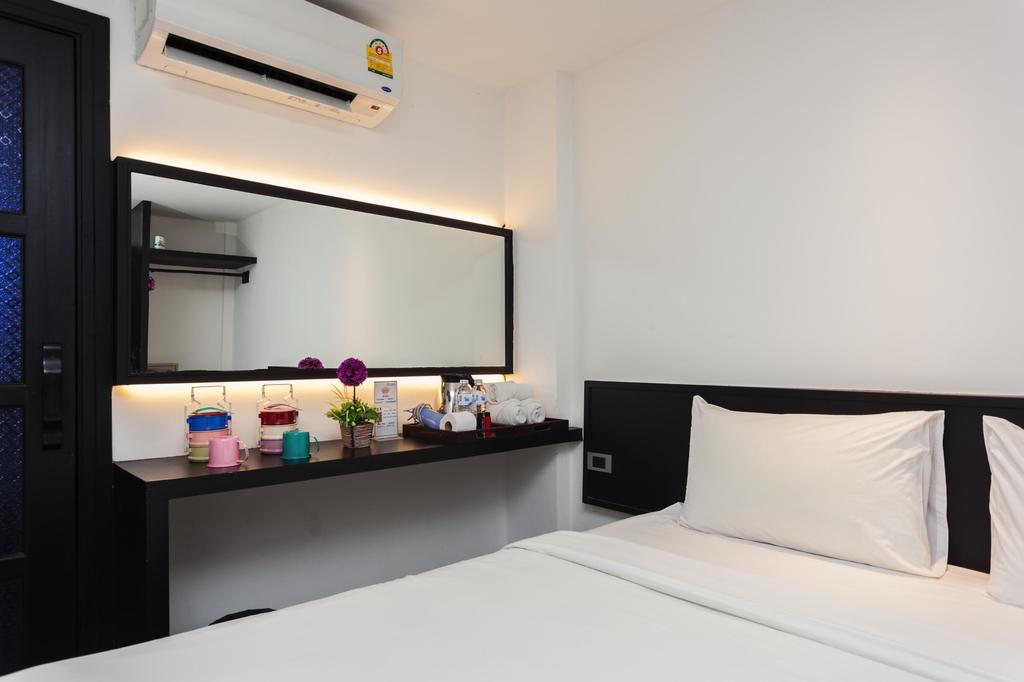 Islanda Boutique Hotel Patong Екстериор снимка